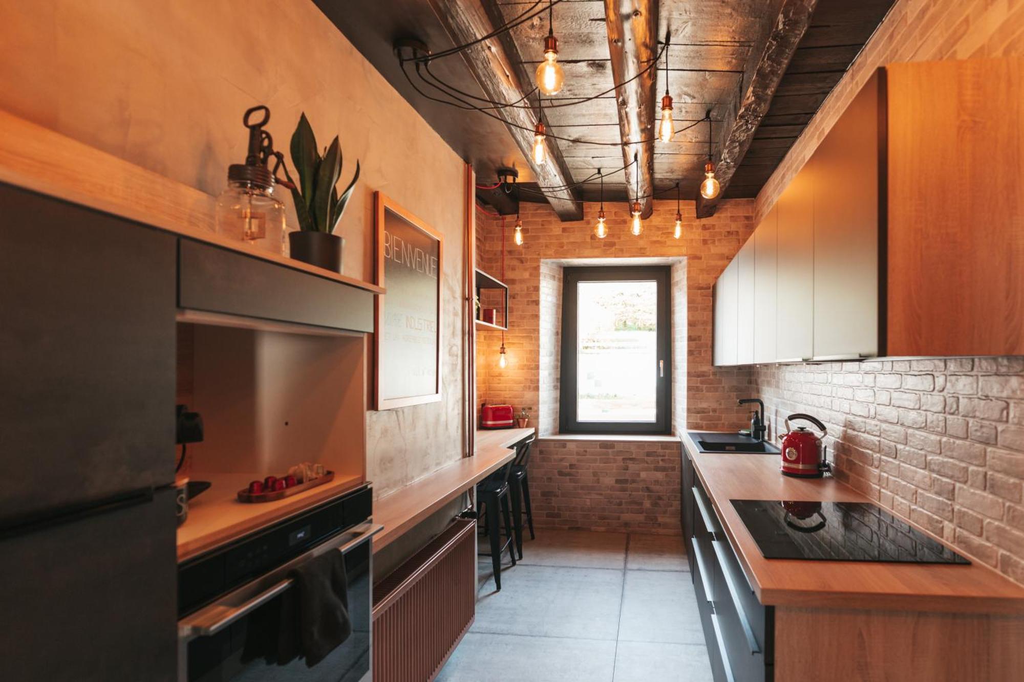 Appartement Thematique: Voyage Industriel Travers Exterior photo